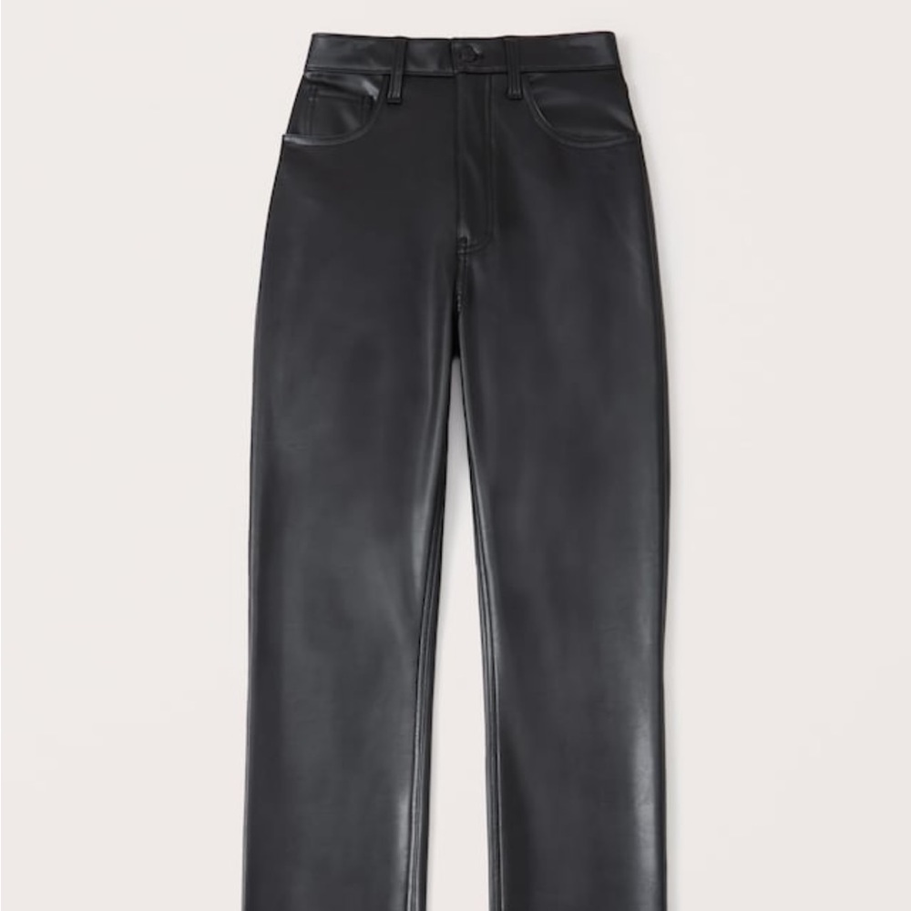 Abercrombie Curve Love Vegan Leather 90s Straight Pants Black